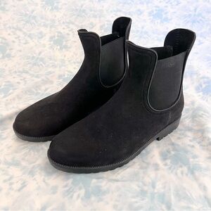 GUC Wet Knot Sloane Waterproof Suede Chelsea Boot Women's Size 9 Matte Black